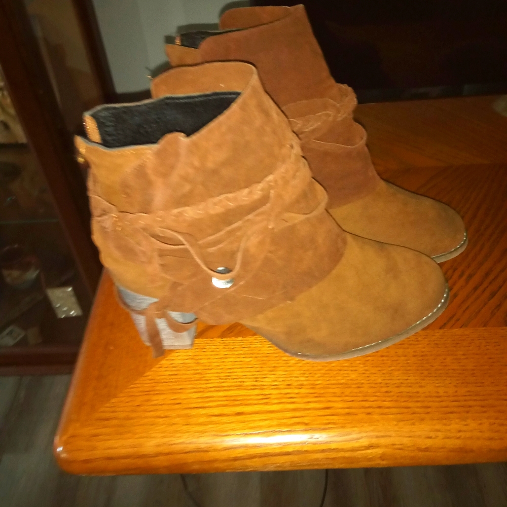 Like new Fall and Winter boots